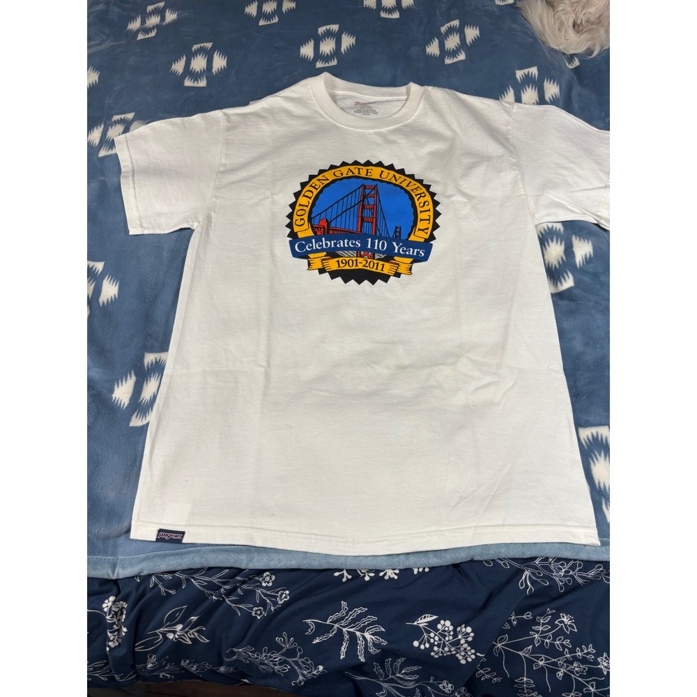JanSport Golden Gate University 110 Years T-Shirt Mens Medium White Graphic Tee